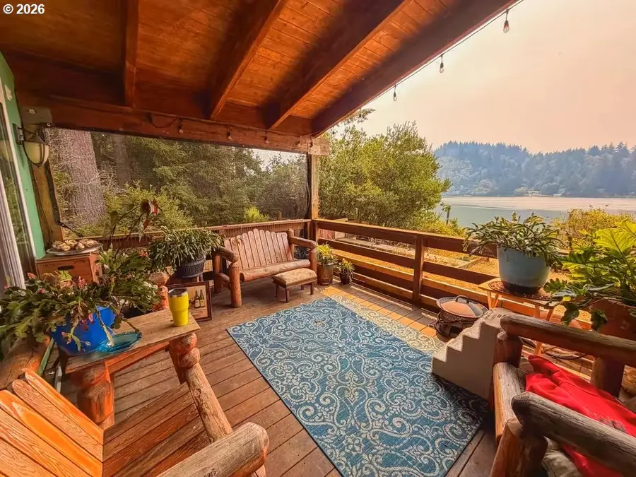 3139 S Tenmile Lk, Lakeside, OR 97449 - #3