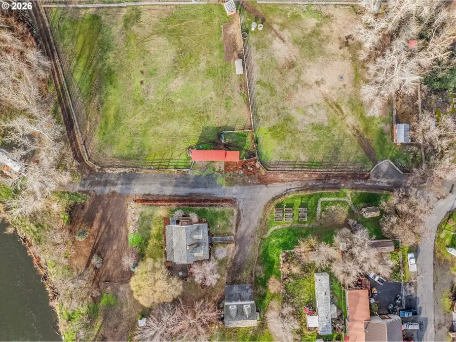 10 W Sprague St, Echo, OR 97826 - Image #2