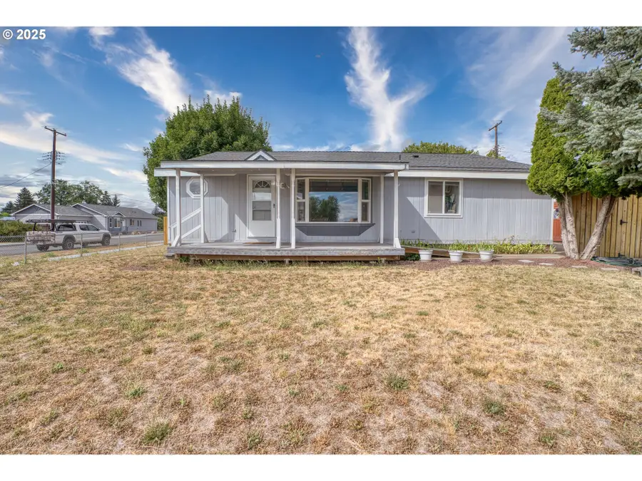 501 E Collins St, Goldendale, WA 98620 - Image #2