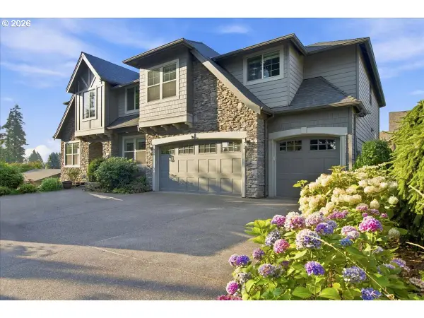 1388 Rosemont Rd, WestLinn, OR 97068