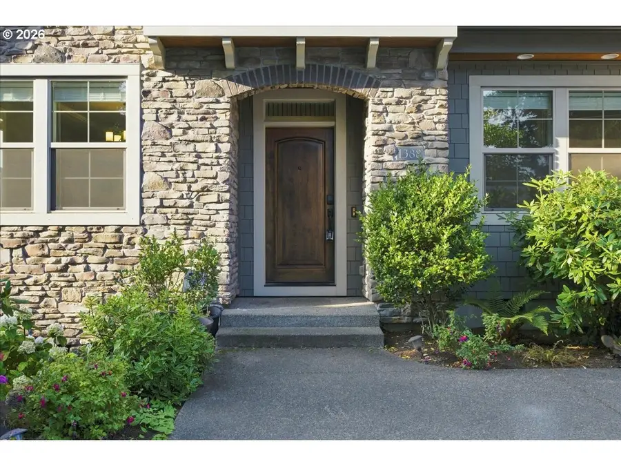 1388 Rosemont Rd, West Linn, OR 97068 - #3