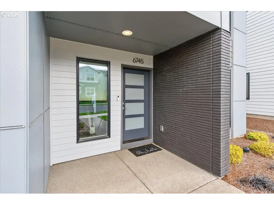 6745 SE Genrosa St, Hillsboro, OR 97123 - #2