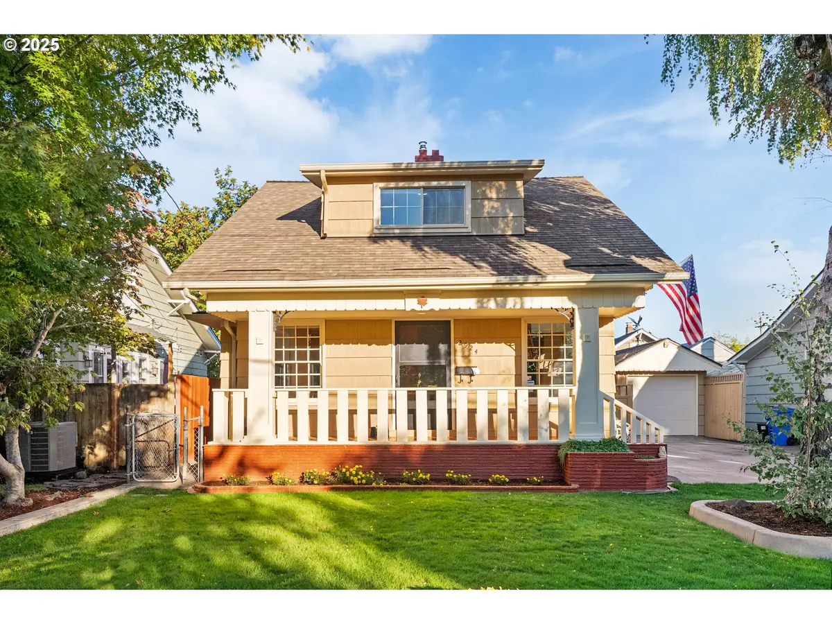 2924 NE 52nd Ave, Portland, OR 97213 - Image #1