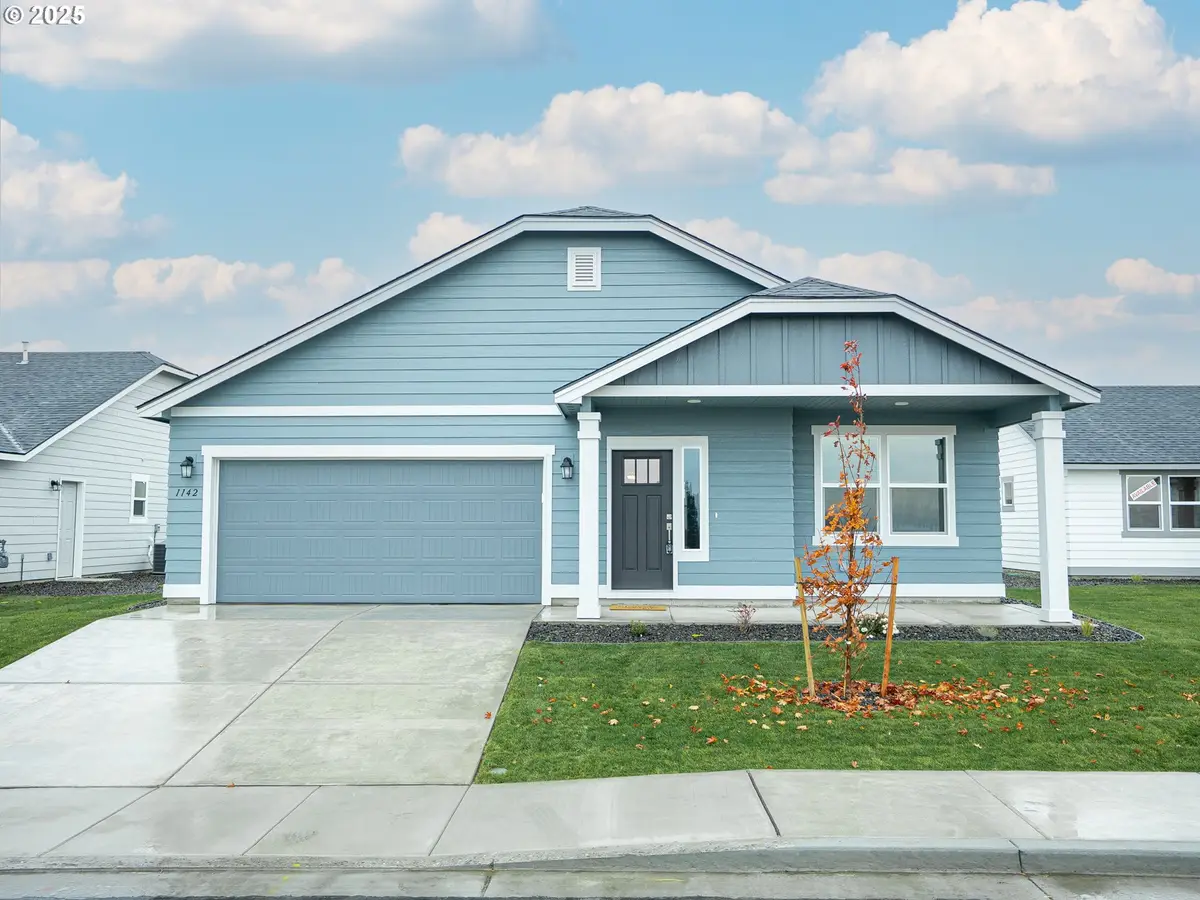 1142 SE Owyn Dr, Hermiston, OR 97838 - Image #1