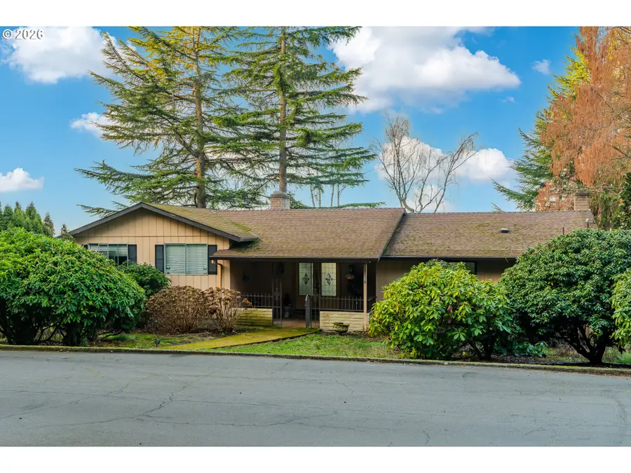 135 SW 85th Ave, Portland, OR 97225 - #2