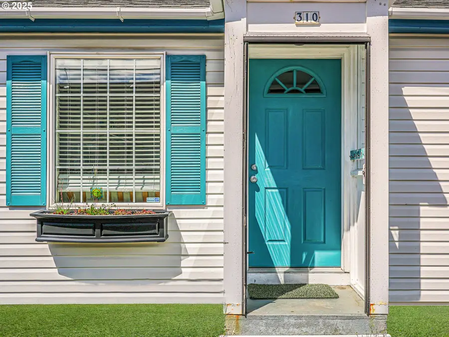 310 Avenue K, Seaside, OR 97138 - #2