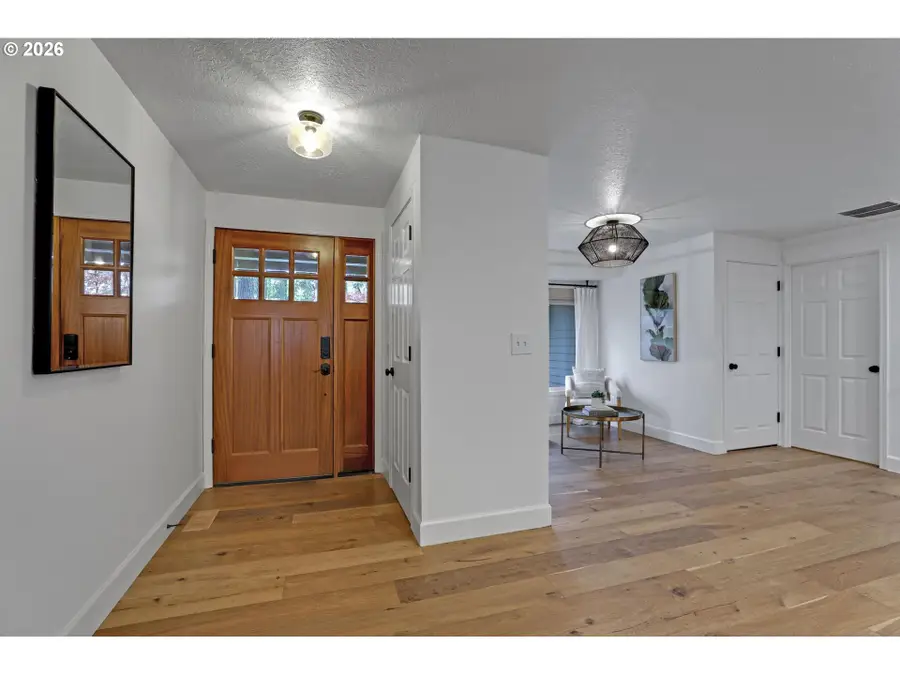 18434 Sandpiper Cir, Lake Oswego, OR 97035 - #2