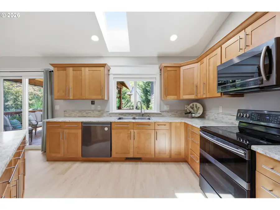 2665 NE 3rd Ct, Hillsboro, OR 97124 - #3