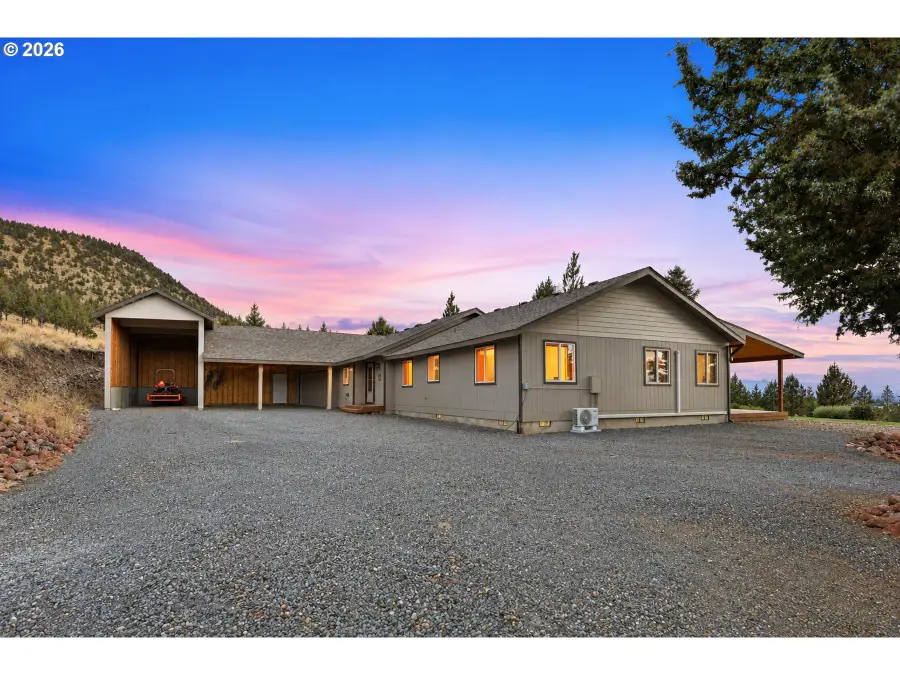 11744 SW Red Cloud Rd, Powell Butte, OR 97753 - #3