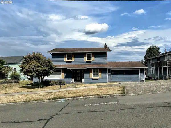 3760 Duane St, Astoria, OR 97103