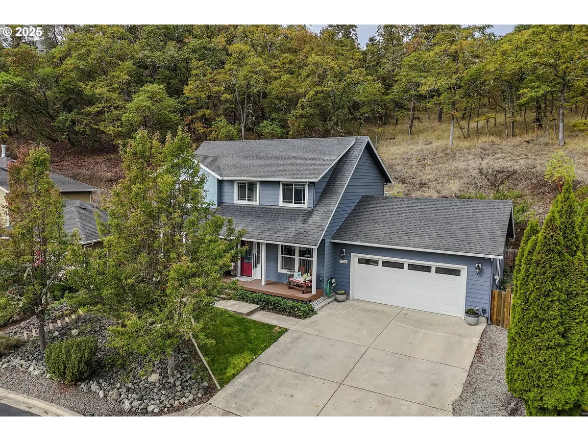 1734 NE Shale Ct, Roseburg, OR 97470 - Image #1