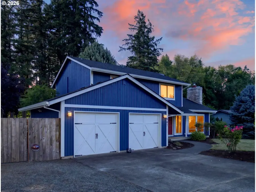 987 NE 5th Dr, Hillsboro, OR 97124 - #2