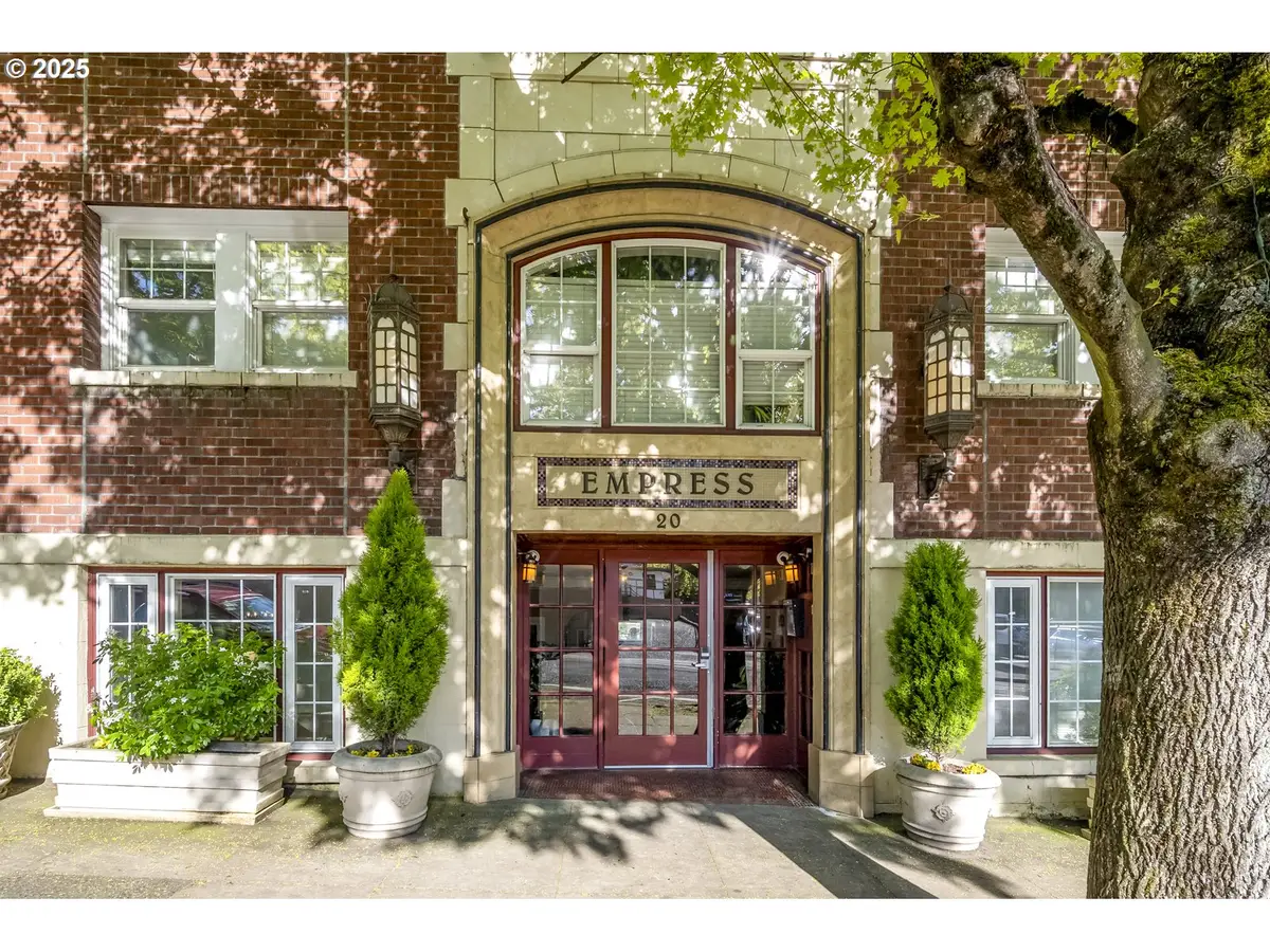 20 NW 16th Ave, Portland, OR 97209 - #1