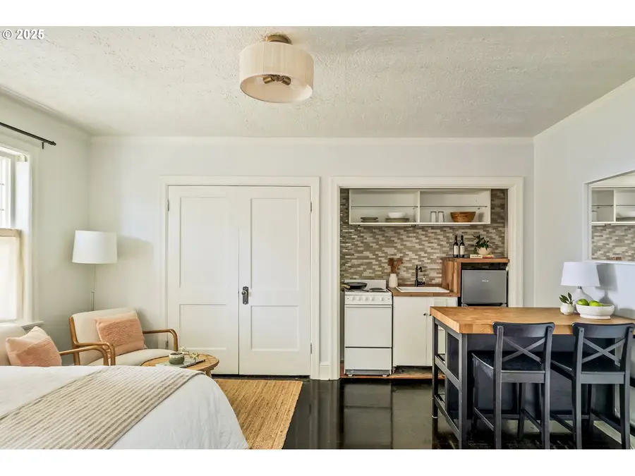 20 NW 16th Ave, Portland, OR 97209 - #2