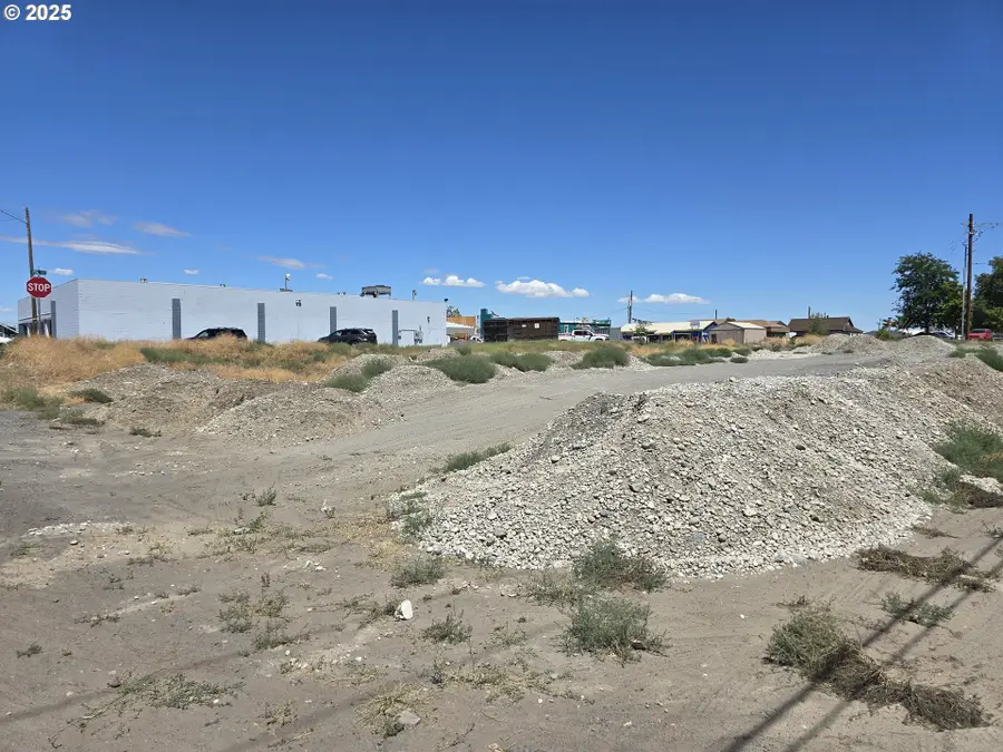 000 7th St, Umatilla, OR 97882 - Image #3