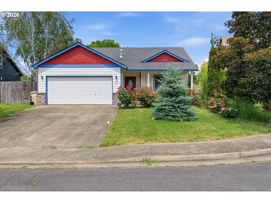 132 NW Howard Ln, Dallas, OR 97338 - #3