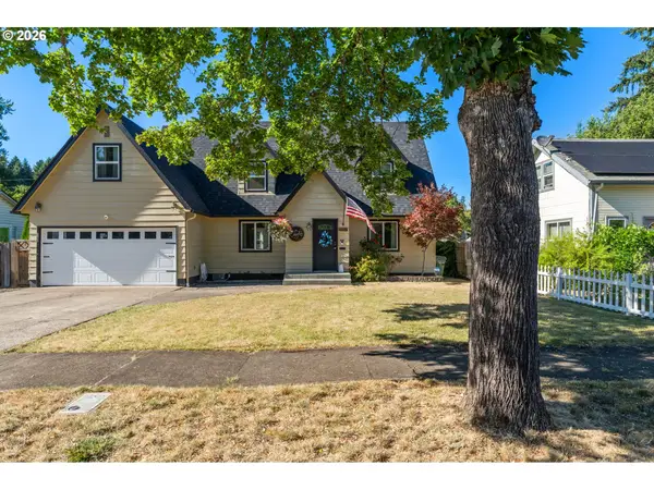 1522 Ash Ave, CottageGrove, OR 97424