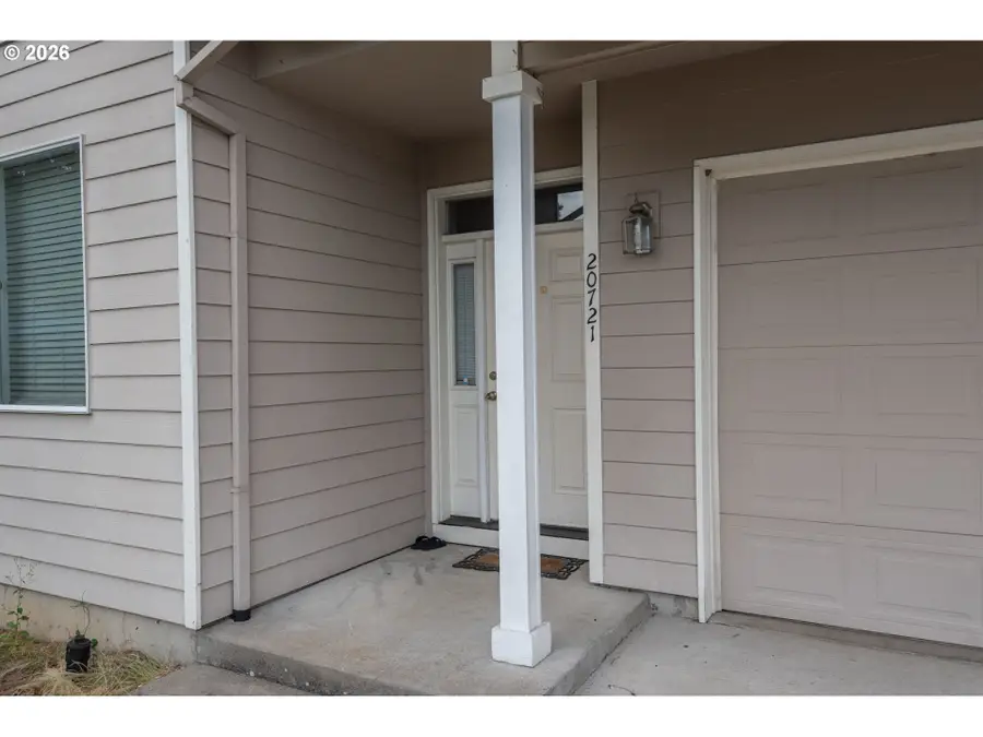 20721 NE Halsey St, Fairview, OR 97024 - #3