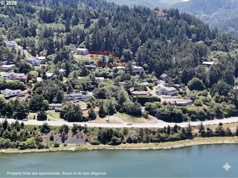 Rogue View Ln, Gold Beach, OR 97444 - #2