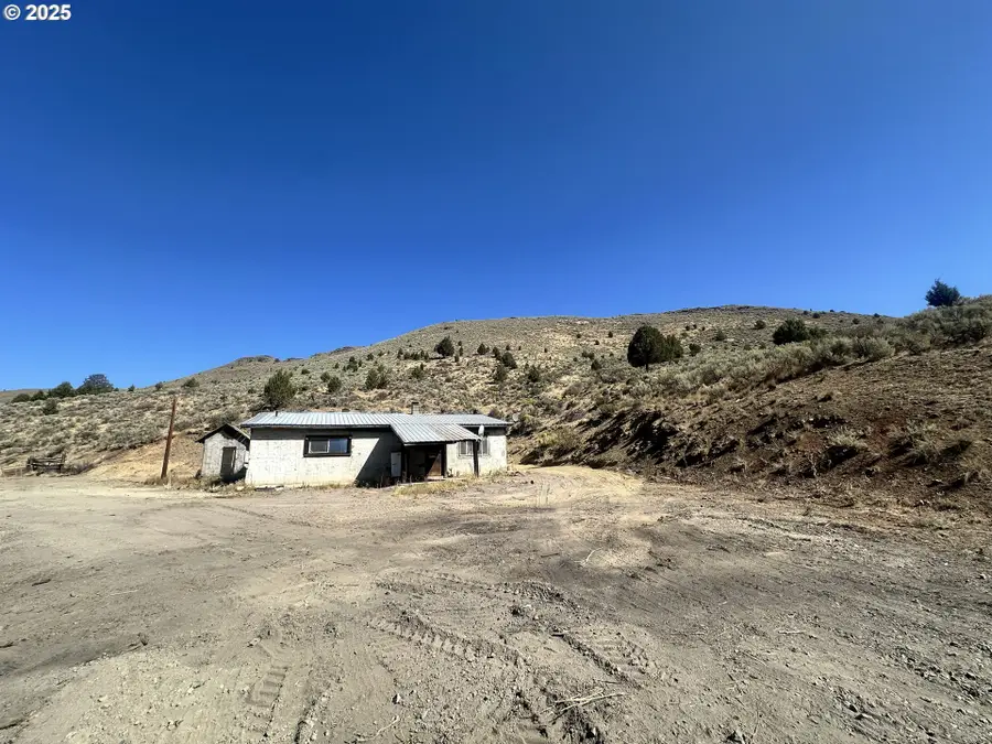 18775 Griffin Gulch Ln, Baker City, OR 97814 - #3