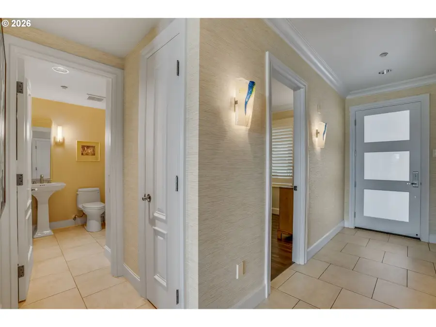 5615 SE Scenic Ln #201, Vancouver, WA 98661 - #3