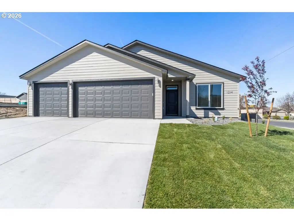 1214 SE Kimber Dr, Hermiston, OR 97838 - #1