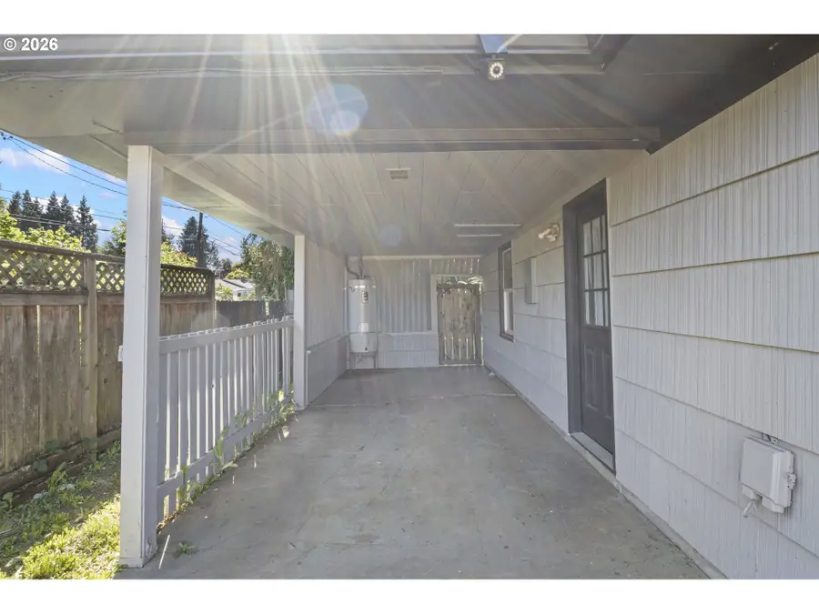 1008 Coburg Rd, Eugene, OR 97401 - #2