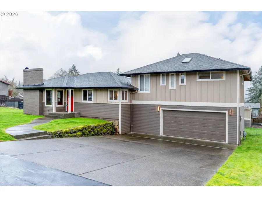 4302 C St, Washougal, WA 98671 - #2