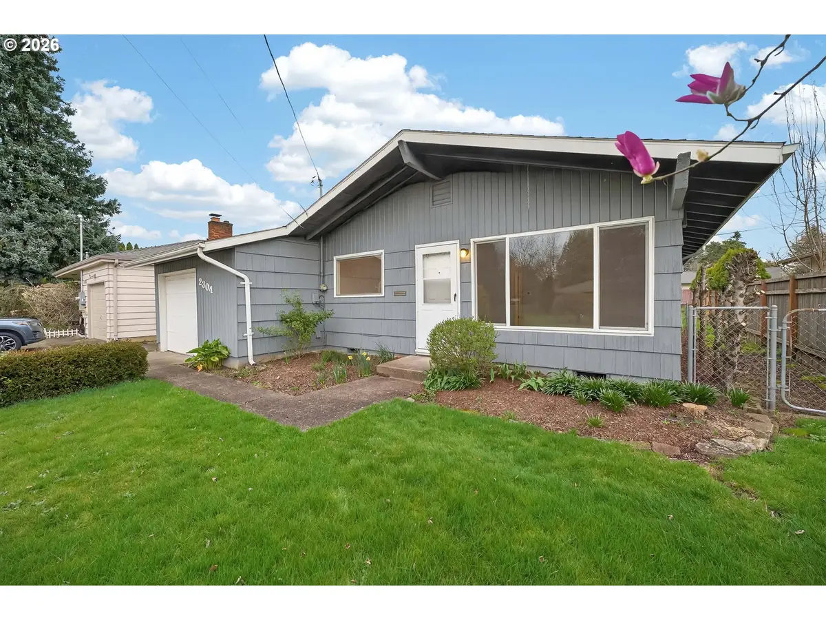 2304 SE 101st Ave, Portland, OR 97216 - #1