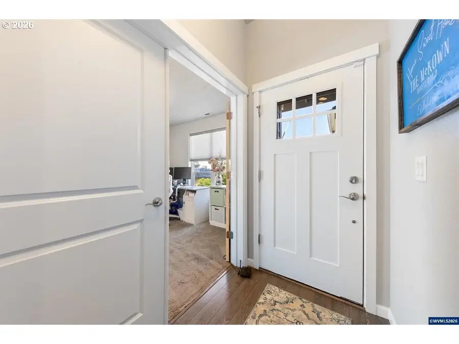1590 SE Barberry Ave, Dallas, OR 97338 - #2