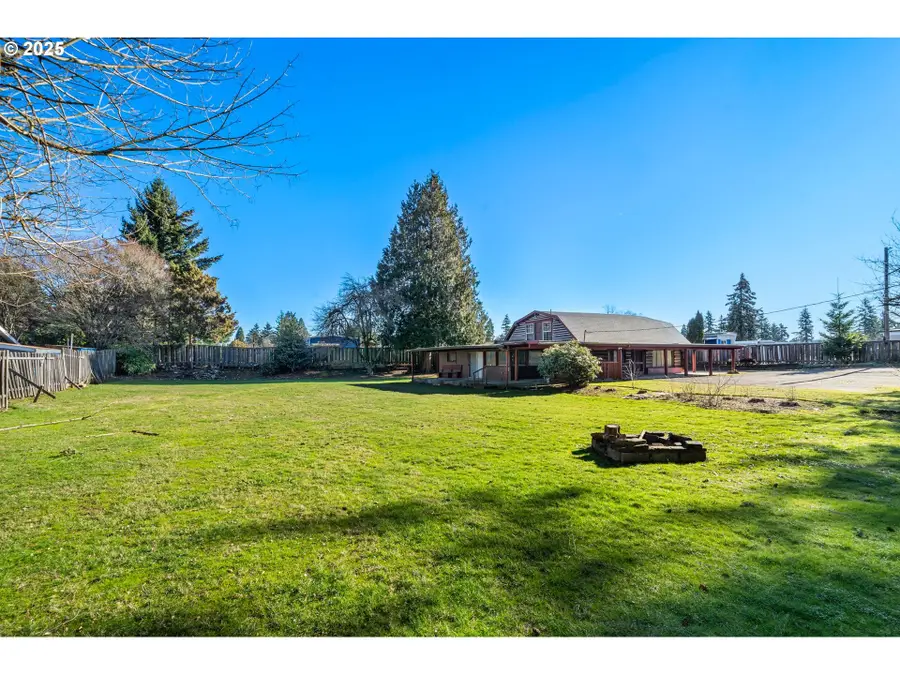 13035 SE Stark St, Portland, OR 97233 - Image #2