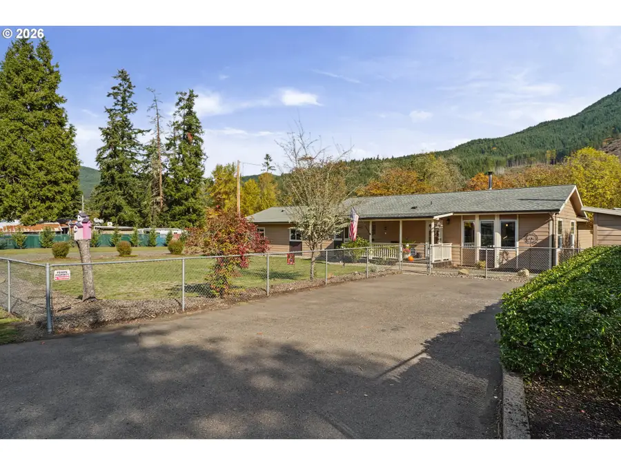 75711 Booth Kelly Camp Rd, Dorena, OR 97434 - #2