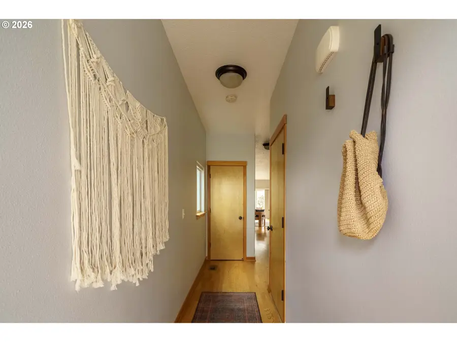 8820 N Fiske Ave, Portland, OR 97203 - #3