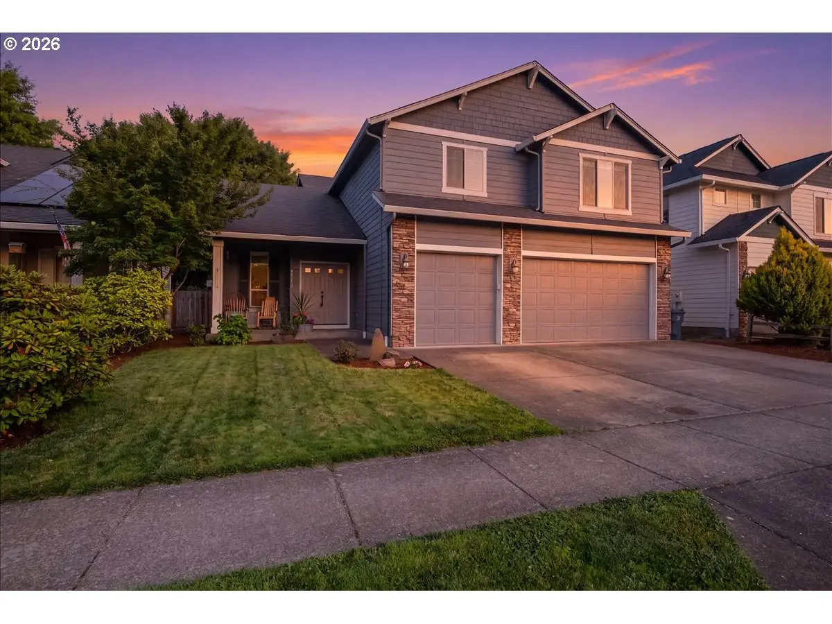 2333 Mountain River Dr, Lebanon, OR 97355 - #1