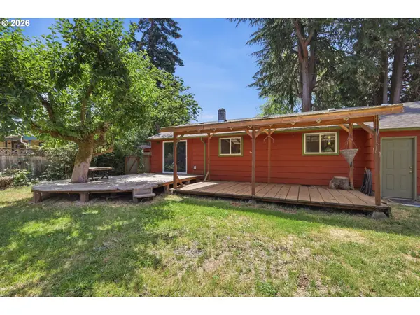 605 Kourt Dr, Eugene, OR 97404