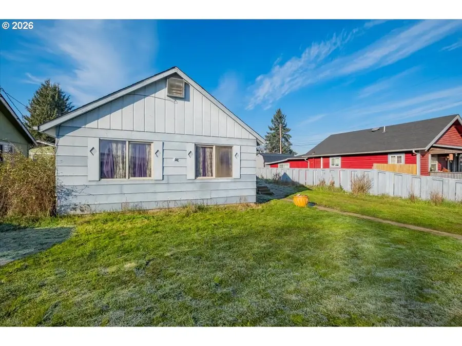 471 Birch St, Junction City, OR 97448 - Image #2