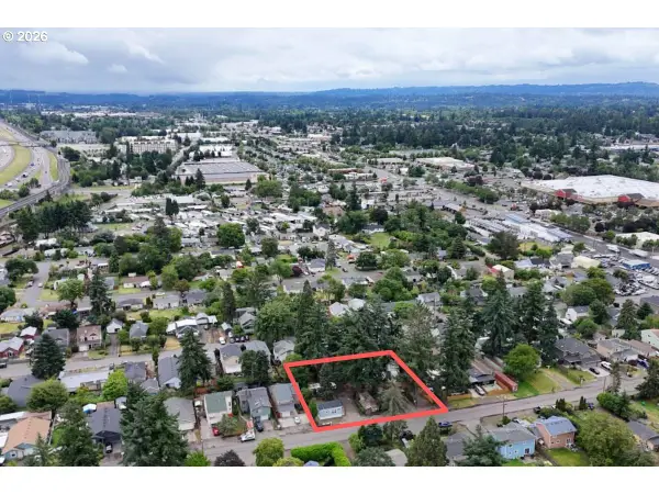 8460 SE Clatsop St, HappyValley, OR 97086