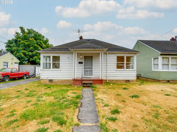 135 Halsey St, StHelens, OR 97051