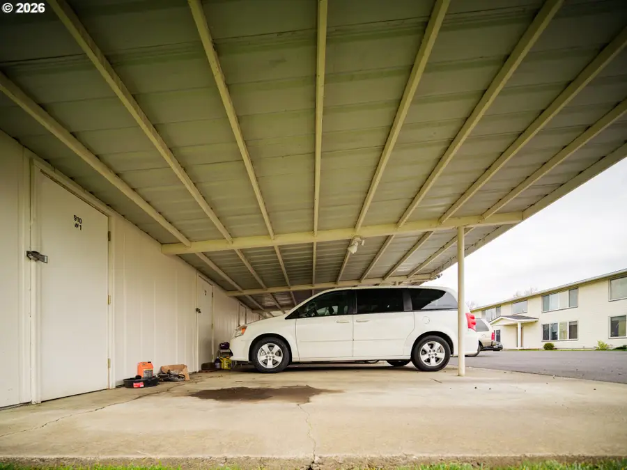 920 18th Ave, Albany, OR 97322 - #2