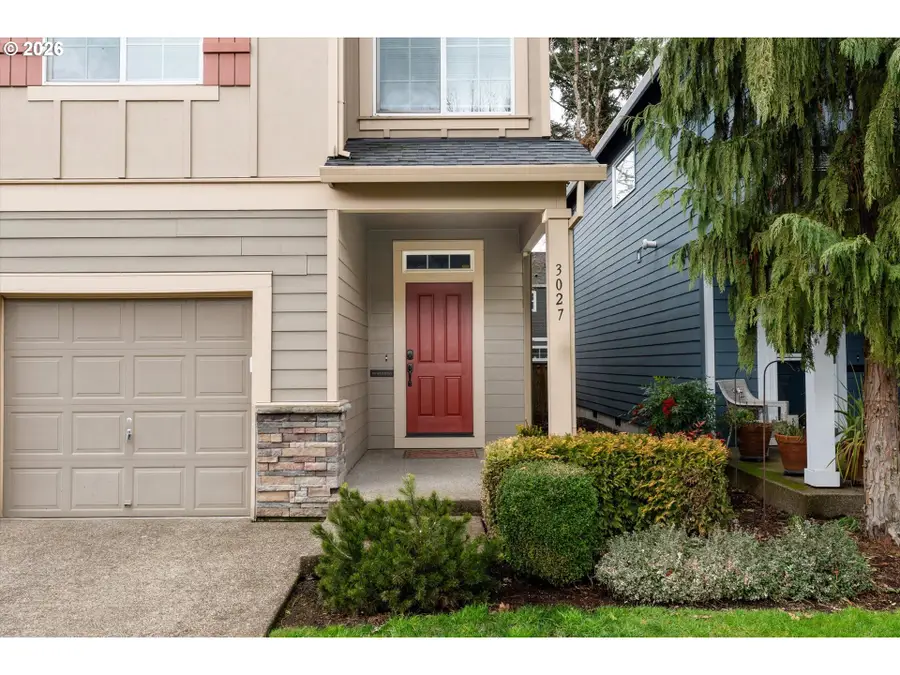 3027 SE Kingswood Ave, Hillsboro, OR 97123 - #2