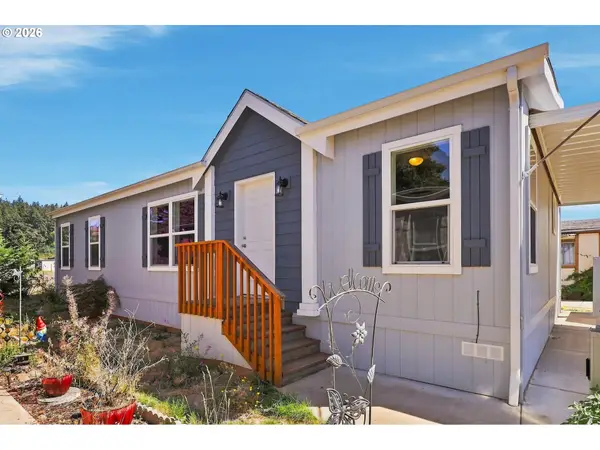 10701 SE Highway 212 #C4, Clackamas, OR 97015