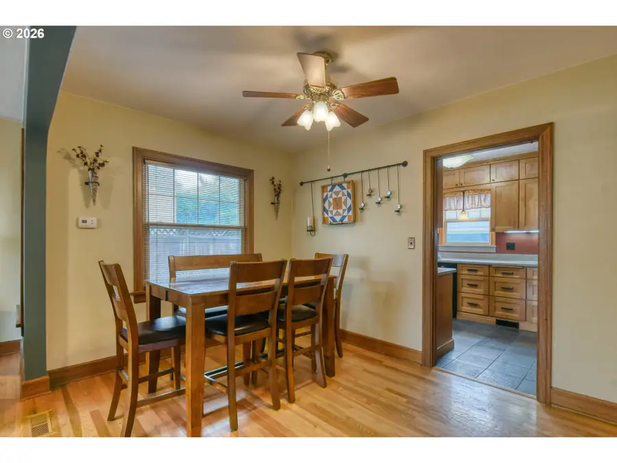 908 SE Byers Ave, Pendleton, OR 97801 - #3
