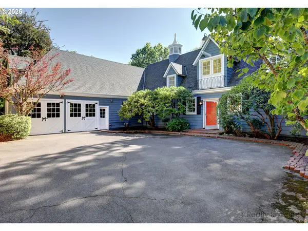 4040 SW 53rd Pl, Portland, OR 97221