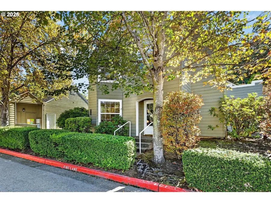 8550 SW Curry Dr #D, Wilsonville, OR 97070 - #2