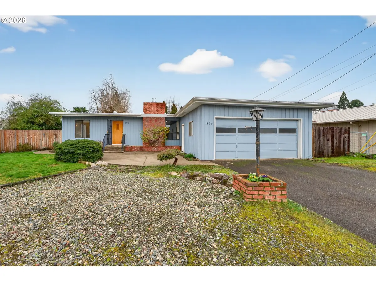 1456 NW Almira St, Roseburg, OR 97471 - #1