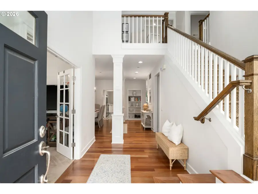6437 SW Raleighwood Ct, Portland, OR 97221 - #2