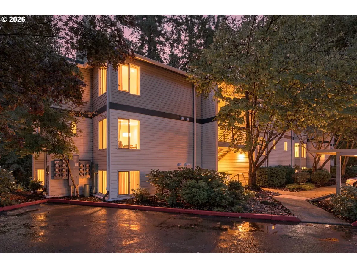 5156 SW Multnomah Blvd #E, Portland, OR 97219 - #1