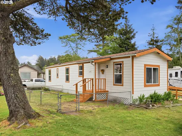 22212 Pacific Way #11, OceanPark, WA 98640