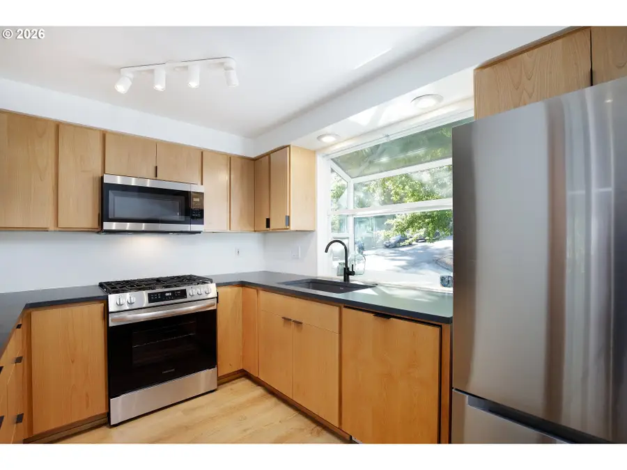 11990 SW Corby Dr #2, Portland, OR 97225 - #3
