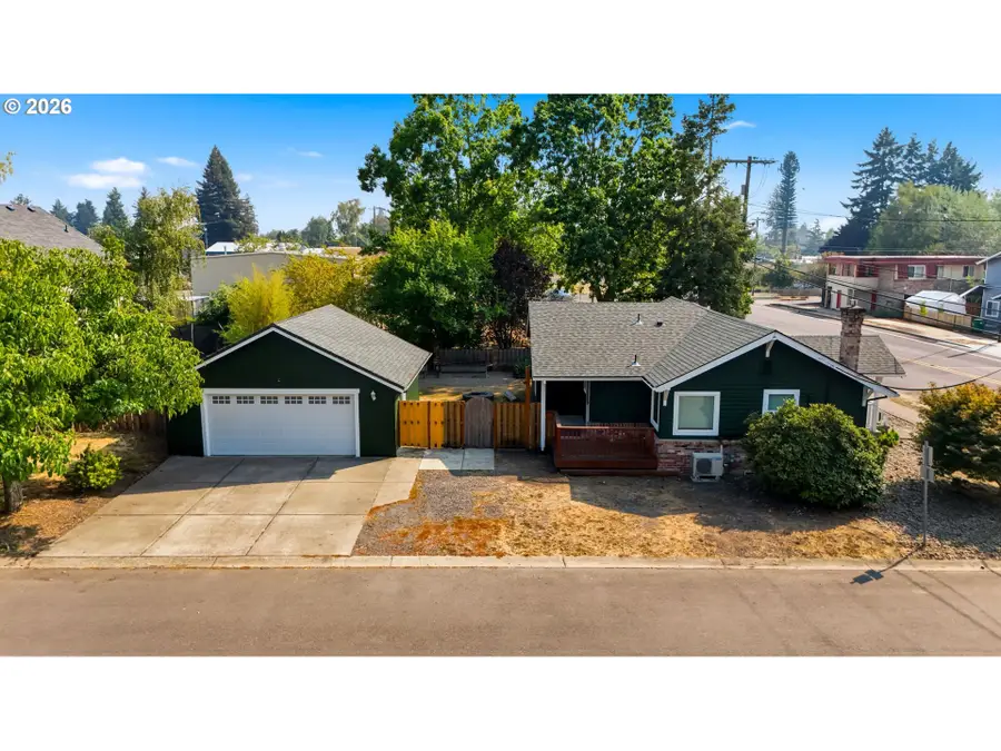 732 N College St, Newberg, OR 97132 - #2